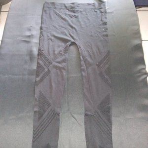 NWOT Freckles Leggings